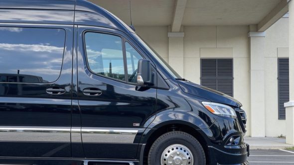 rockford 12 passenger sprinter van